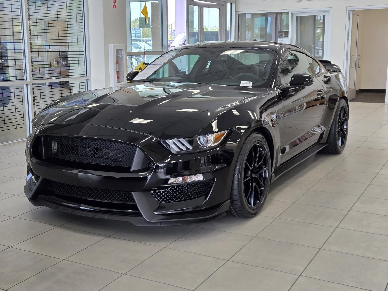 Used 2020 Ford Mustang Shelby GT350 w/ Technology Package RWD image 6
