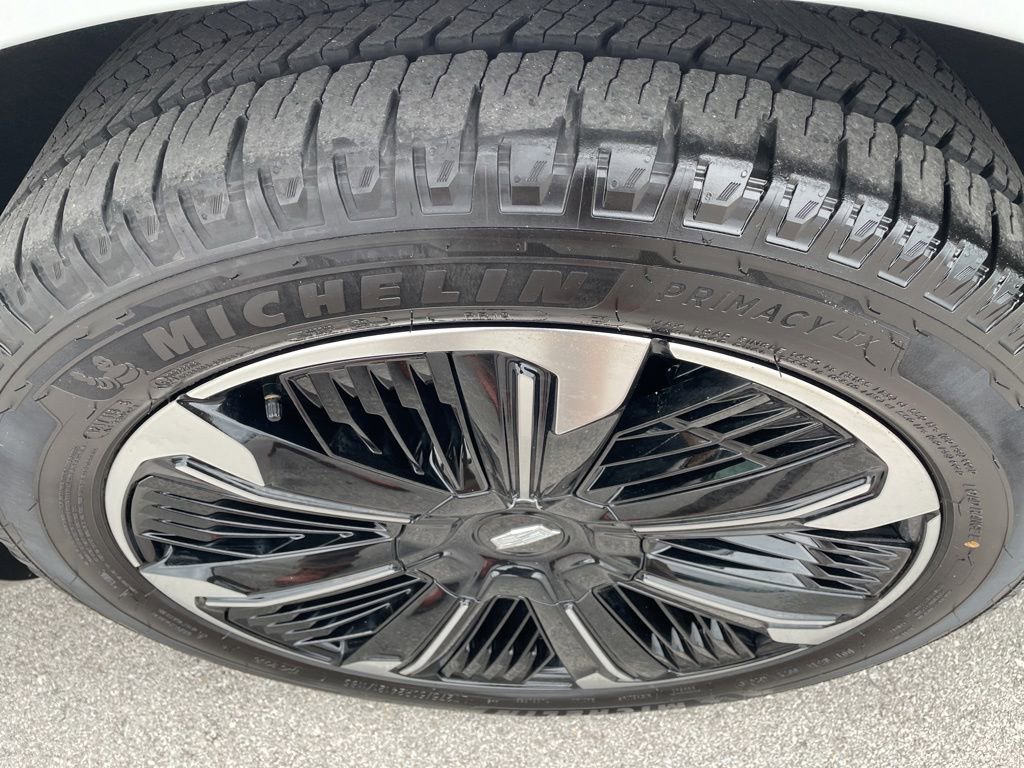 Used 2025 Cadillac Escalade IQ Sport 2 AWD/4WD image 29