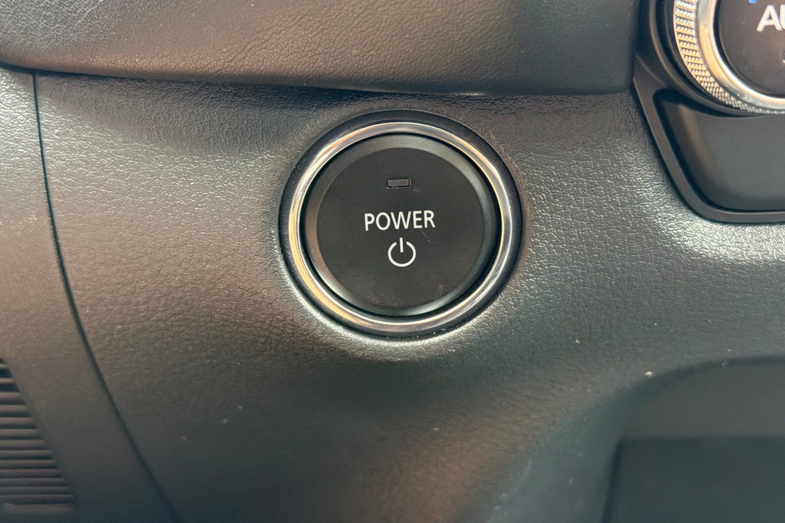 Certified 2025 MAZDA CX-50 2.5 Hybrid w/ Premium Plus Pkg image 22