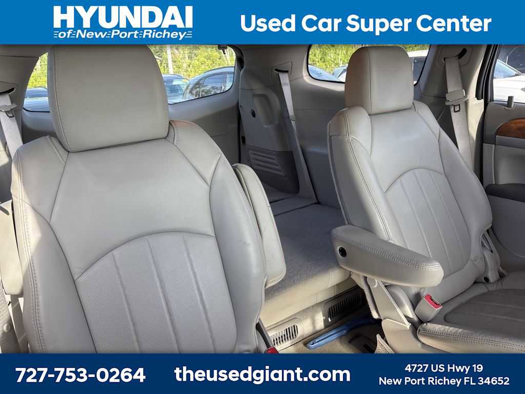 Used 2011 Buick Enclave CXL image 10