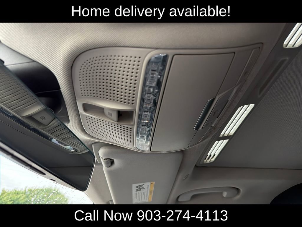 Used 2021 Mercedes-Benz C 300 Sedan w/ Premium Package image 25