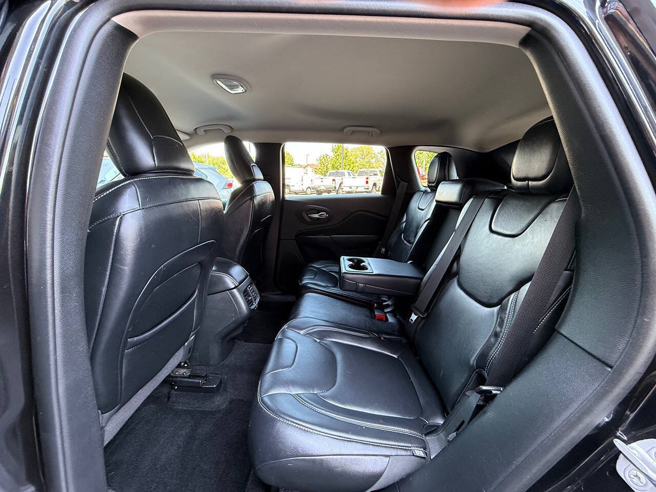 Used 2014 Jeep Cherokee Limited FWD image 17