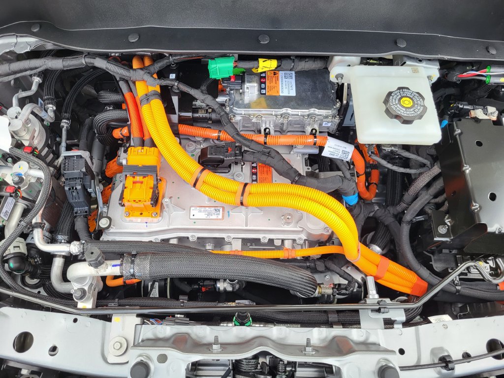 New 2027 Chevrolet Bolt LT w/ Comfort Package FWD image 18