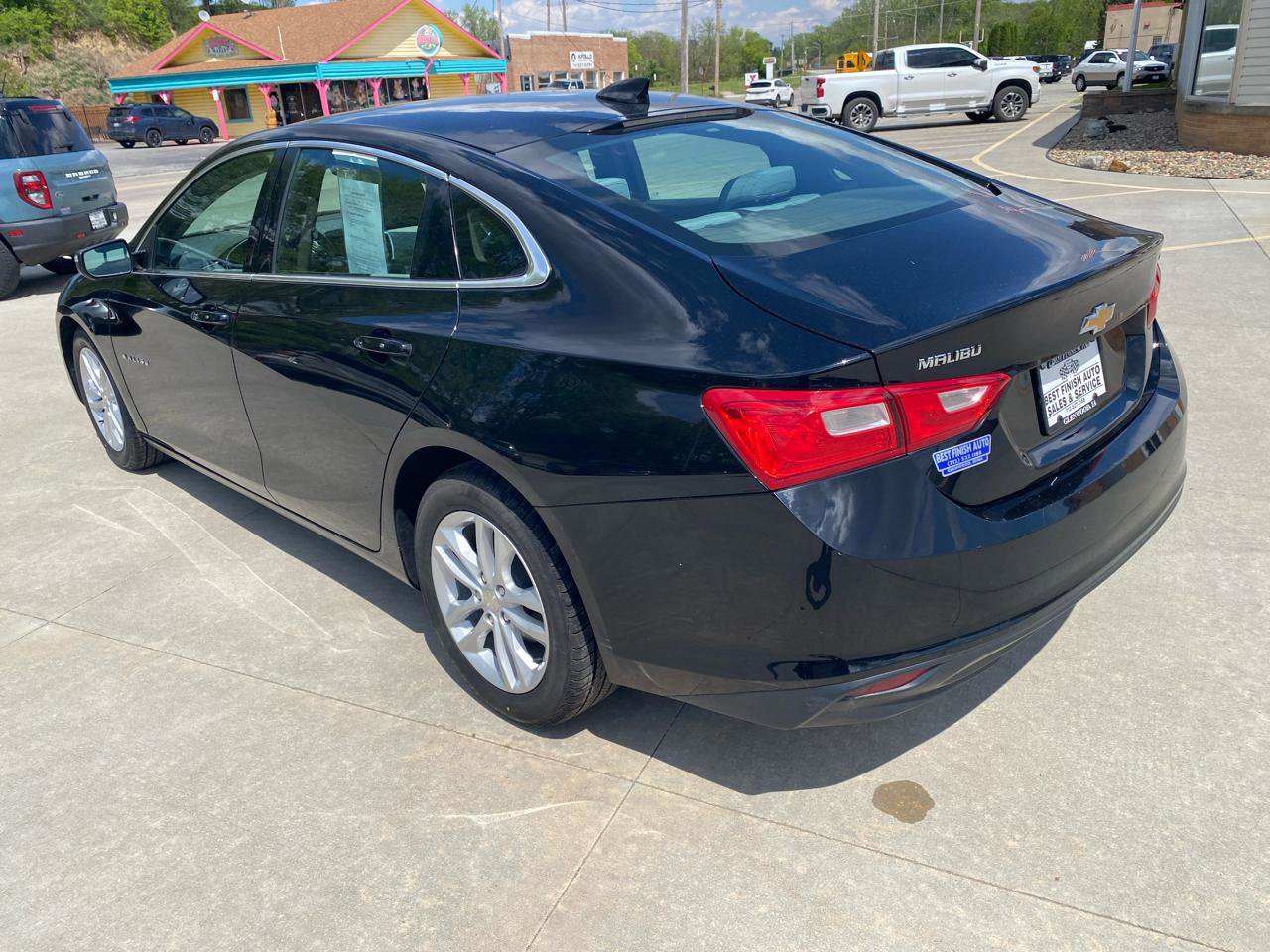 Used 2018 Chevrolet Malibu LT FWD image 8