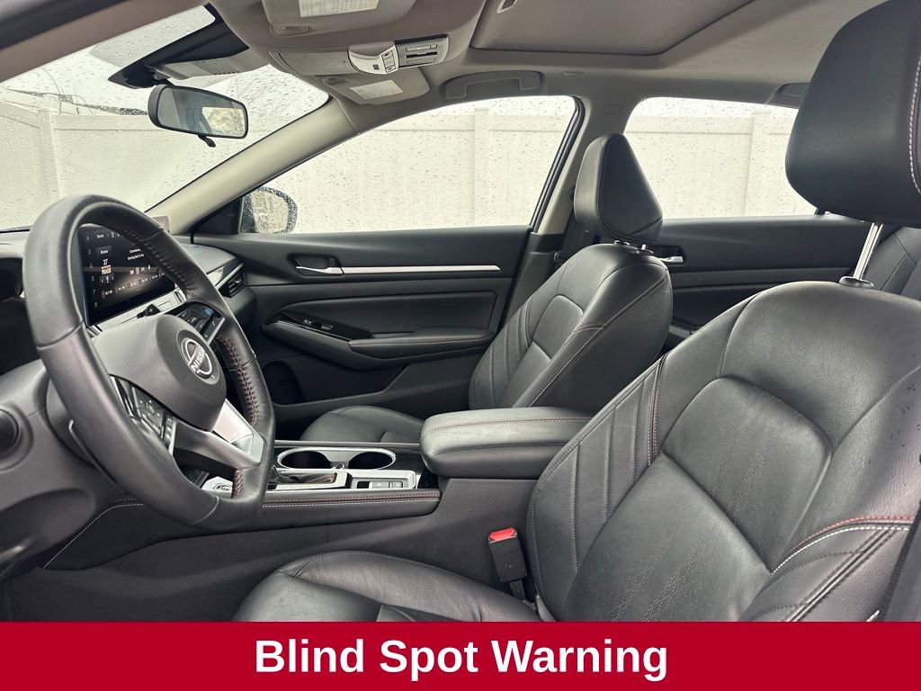 Used 2024 Nissan Altima 2.0 SR image 11