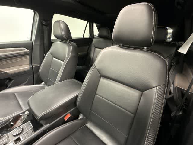 Used 2022 Volkswagen Atlas Cross Sport SE w/ Panoramic Sunroof Package AWD/4WD image 15