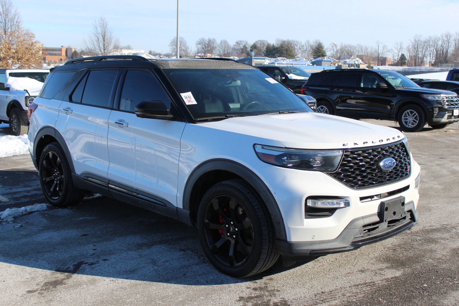 Used 2020 Ford Explorer ST w/ ST Street Pack image 8