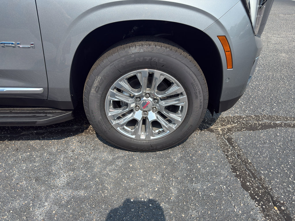 New 2026 GMC Yukon Denali w/ Advanced Technology Package AWD/4WD image 9