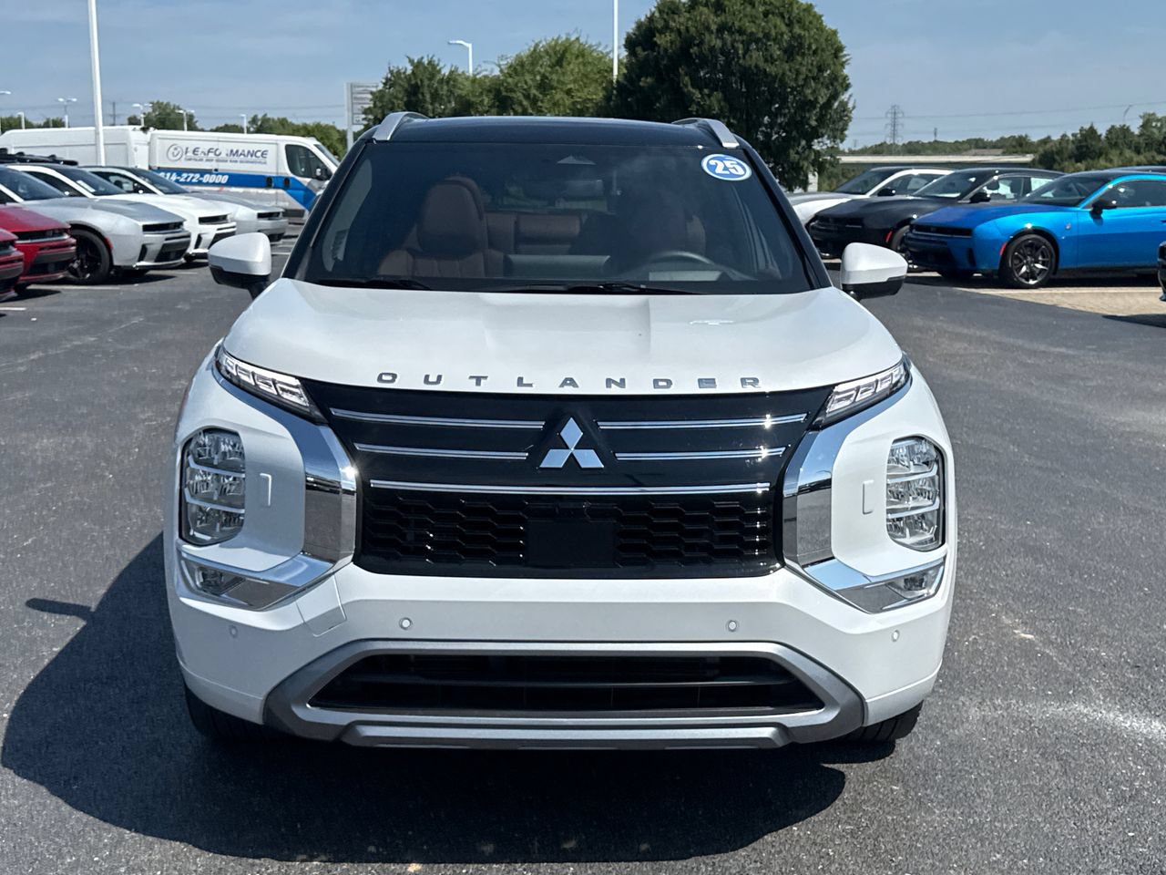 Used 2025 Mitsubishi Outlander SEL AWD/4WD image 8