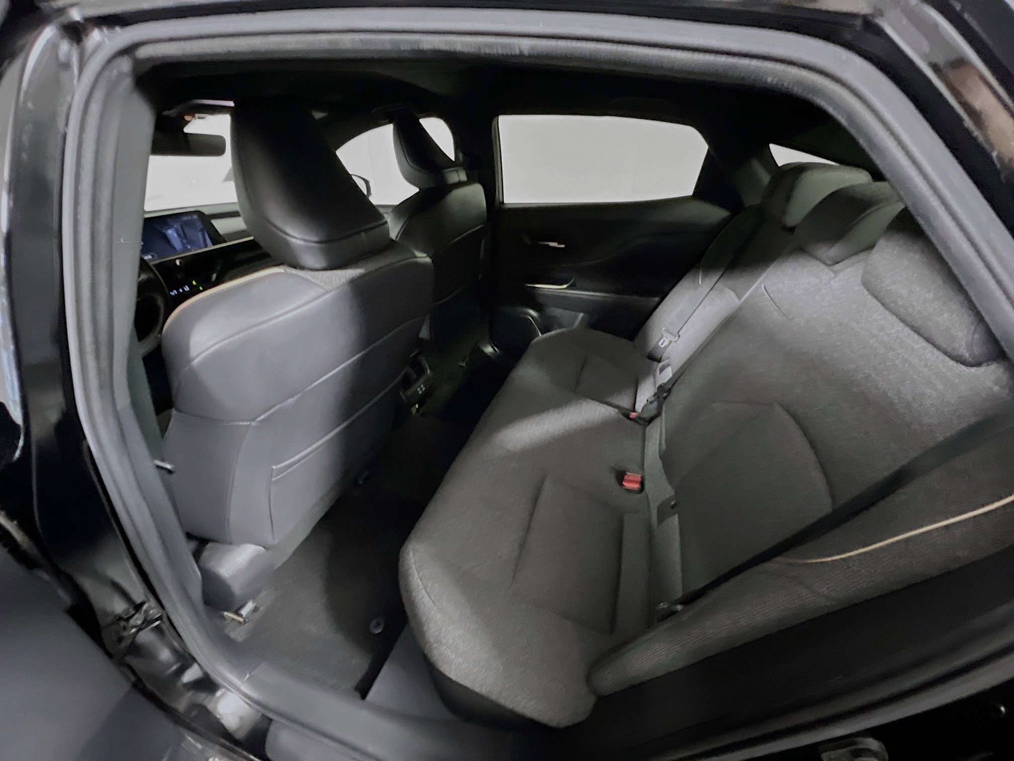 Used 2023 Toyota Crown XLE image 30