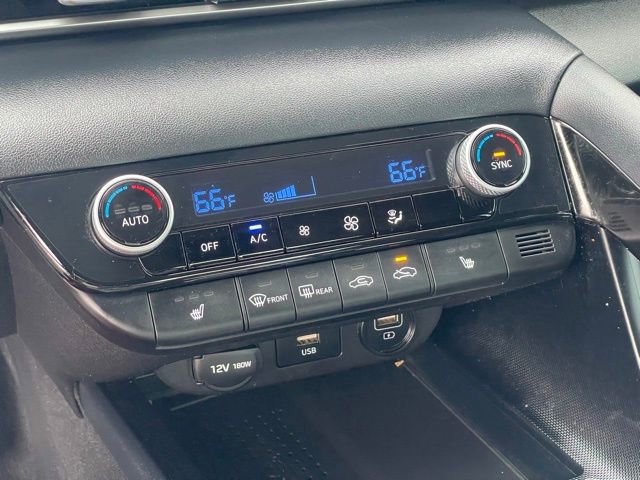 Used 2022 Hyundai Elantra SEL w/ Convenience Package image 21