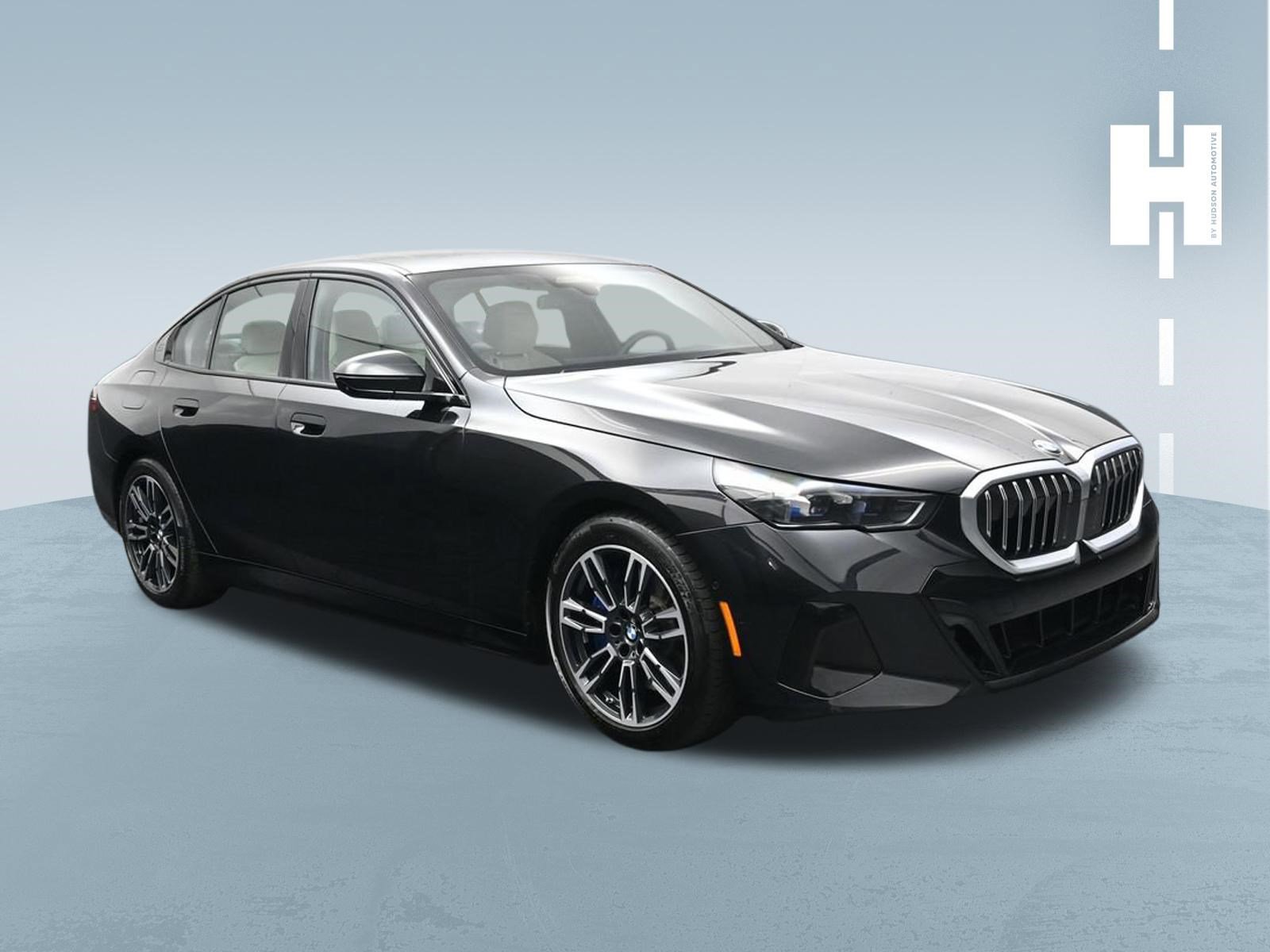 Used 2024 BMW 540i xDrive w/ Premium Package AWD/4WD image 1