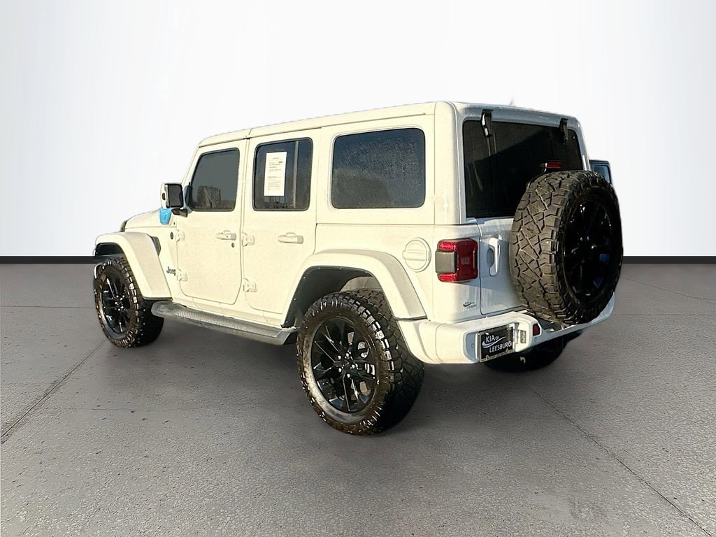 Used 2021 Jeep Wrangler Unlimited Sahara image 5