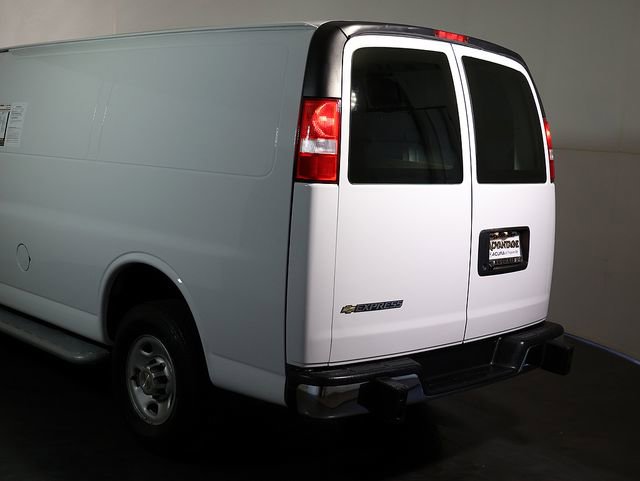 Used 2024 Chevrolet Express 2500 w/ Driver Convenience Package RWD image 11