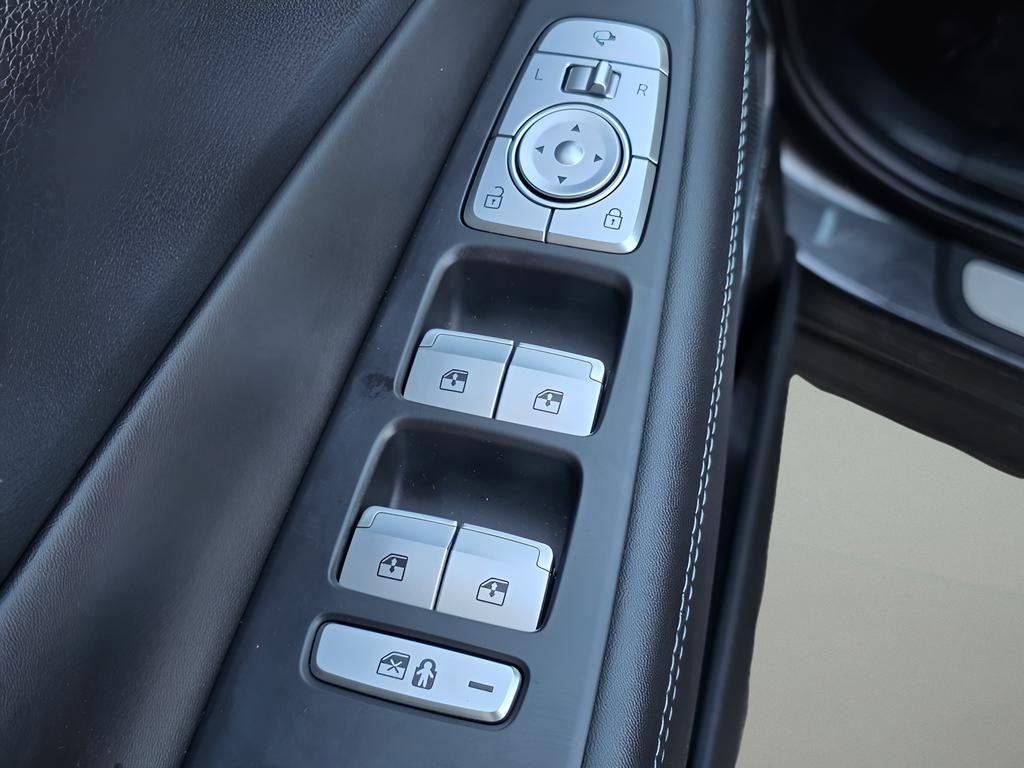 Certified 2023 Hyundai Santa Fe Calligraphy image 19