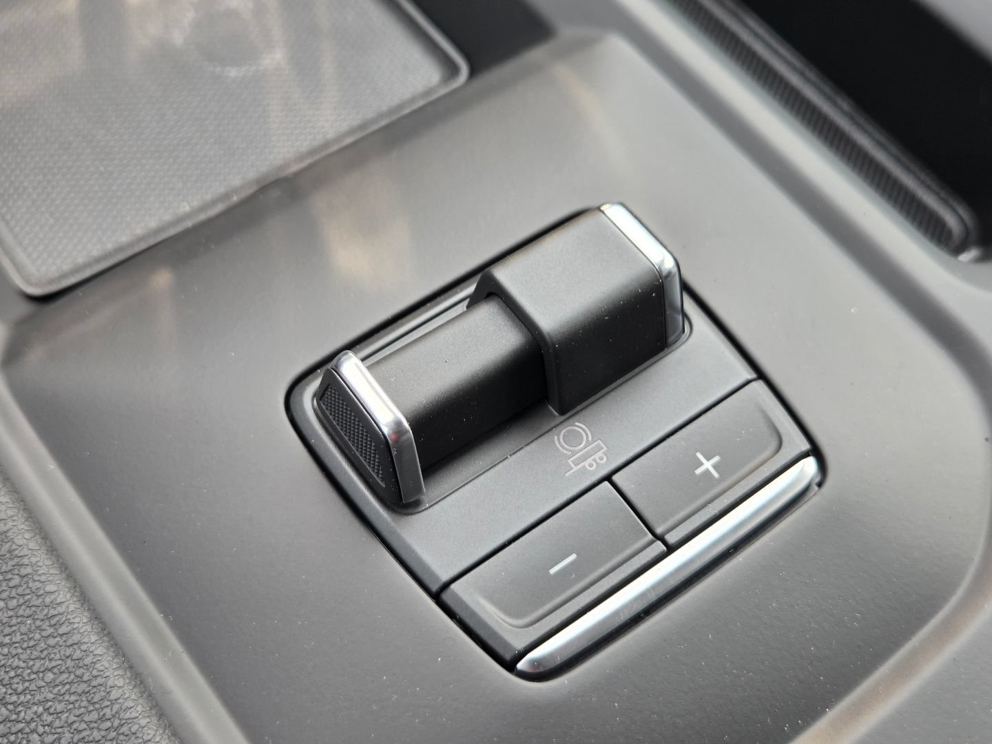 New 2026 GMC Sierra 2500 AT4 AWD/4WD image 38