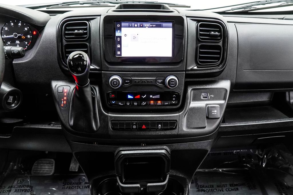 Used 2025 RAM ProMaster 2500 w/ Convenience Group FWD image 17
