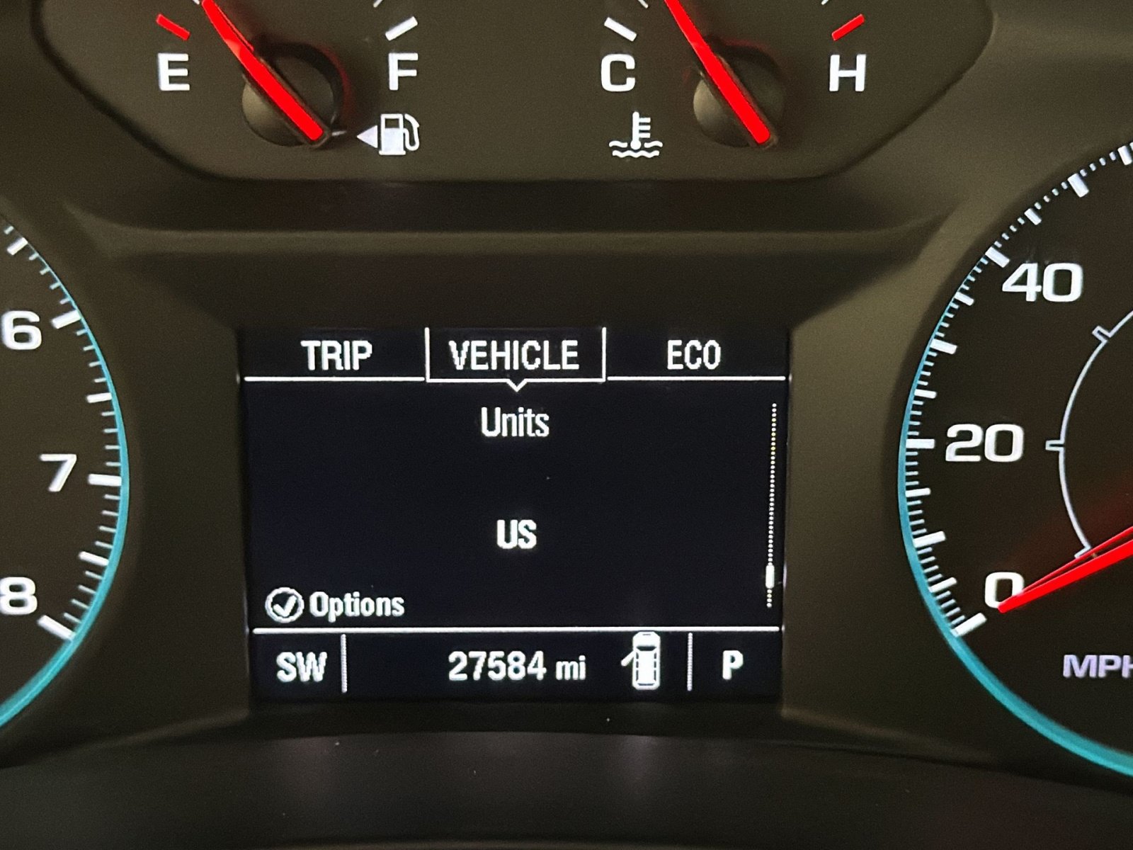 Used 2023 Chevrolet Equinox LS w/ Driver Confidence II Package AWD/4WD image 17