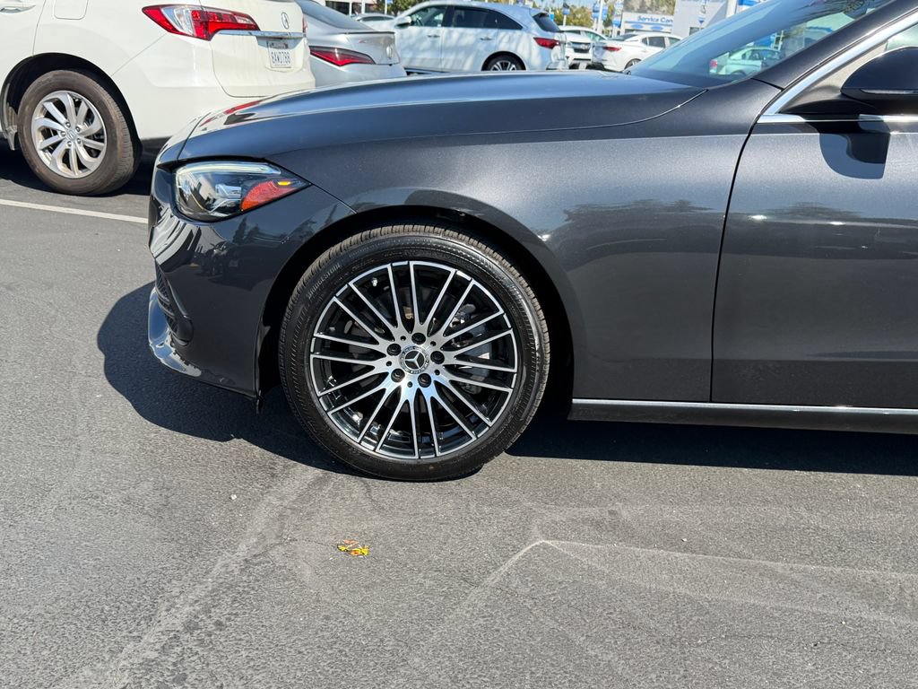 Used 2023 Mercedes-Benz C 300 Sedan image 5