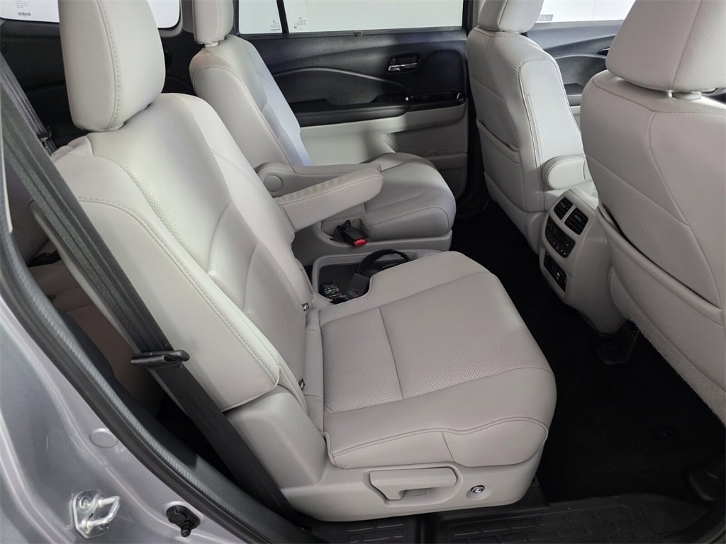 Used 2022 Honda Pilot Elite image 35