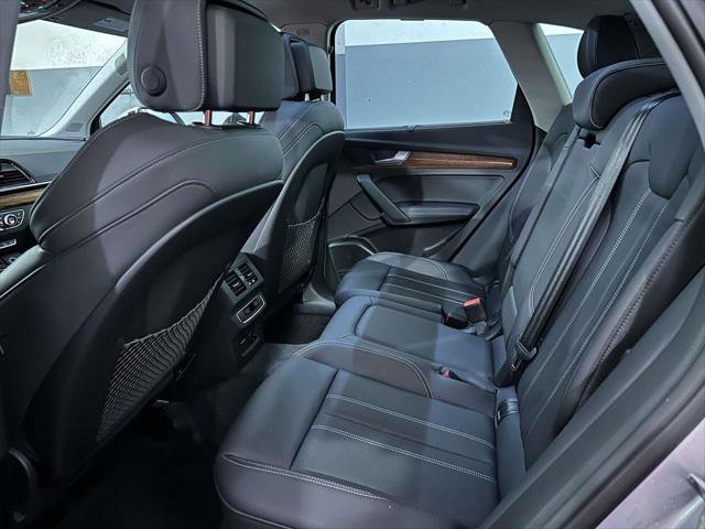 Used 2023 Audi Q5 2.0T Premium Plus w/ Premium Plus Package AWD/4WD image 14