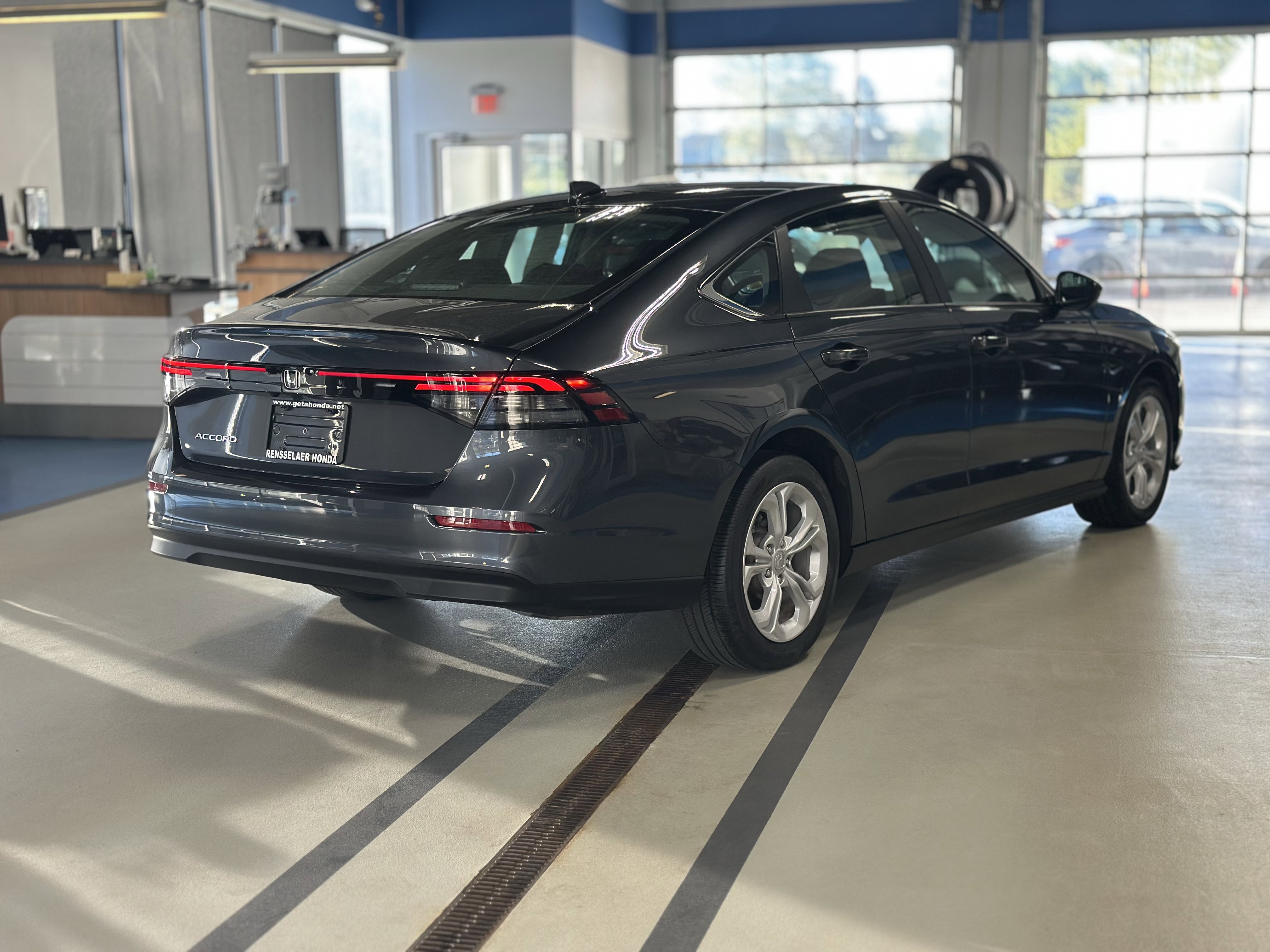 Used 2024 Honda Accord LX image 4