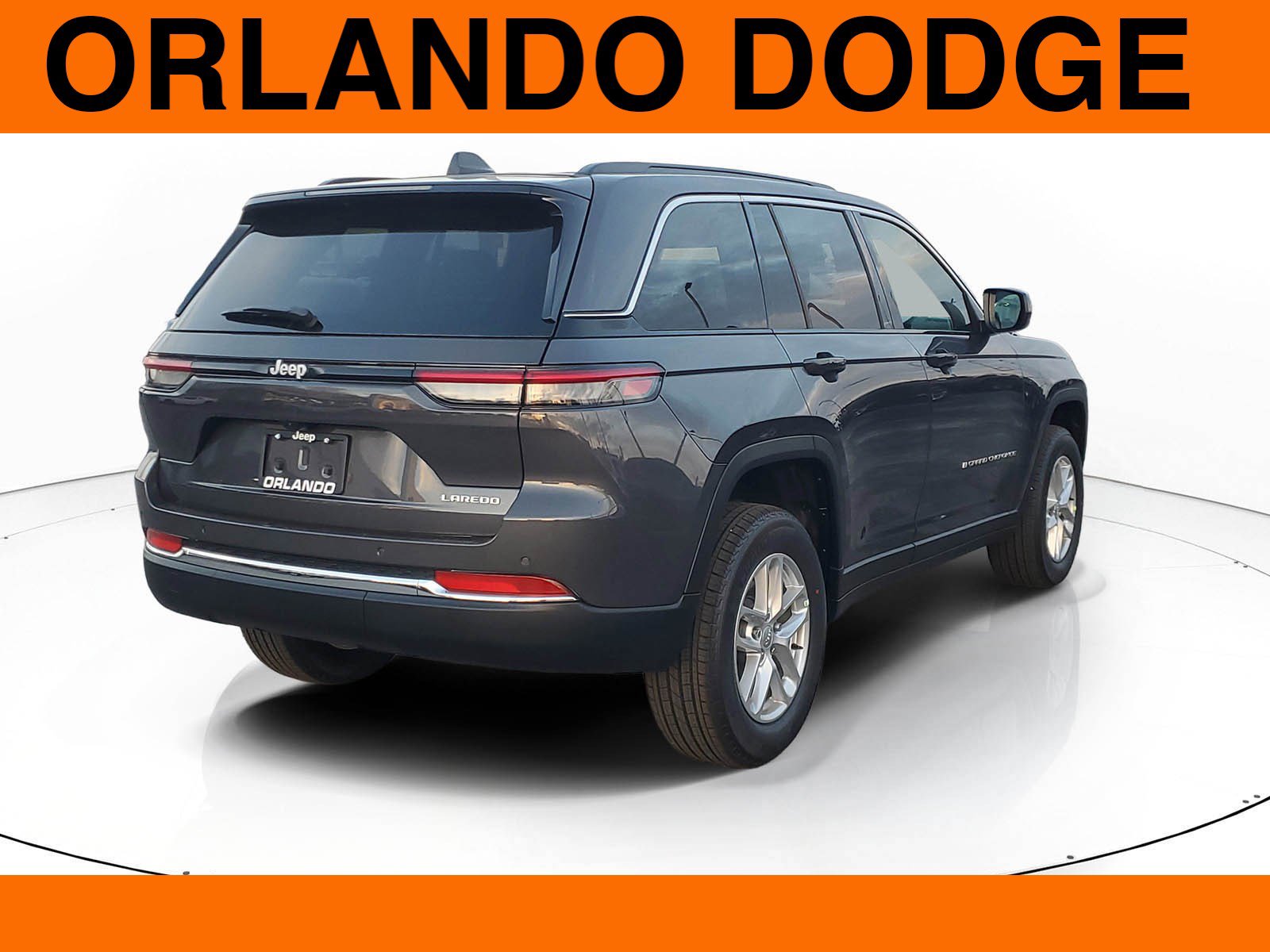 New 2025 Jeep Grand Cherokee Laredo X image 4