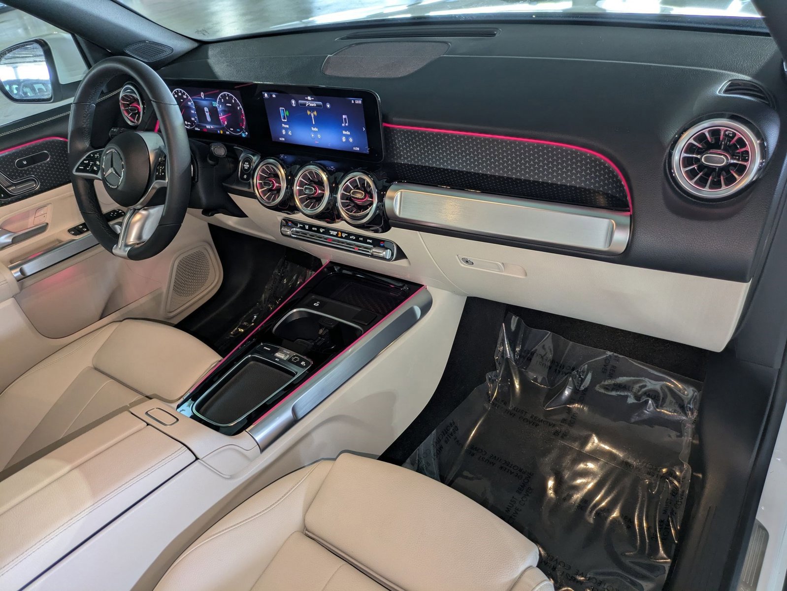 Certified 2025 Mercedes-Benz GLB 250 image 20