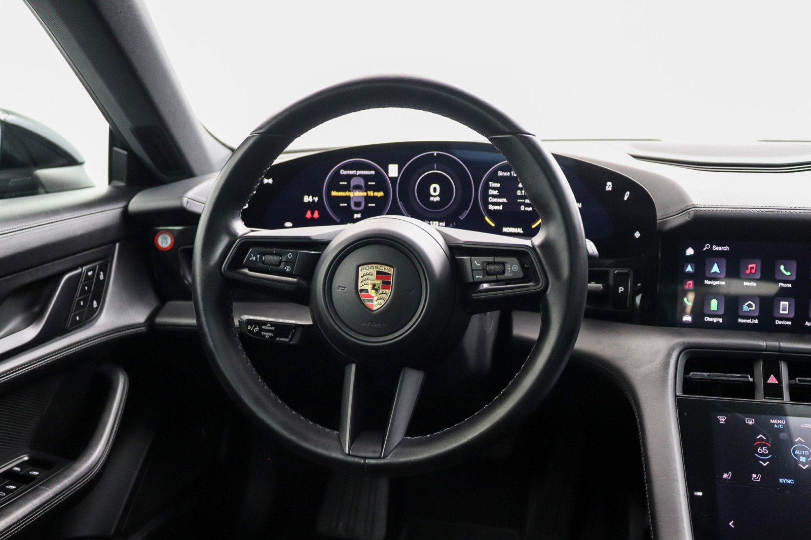 Used 2022 Porsche Taycan RWD image 17