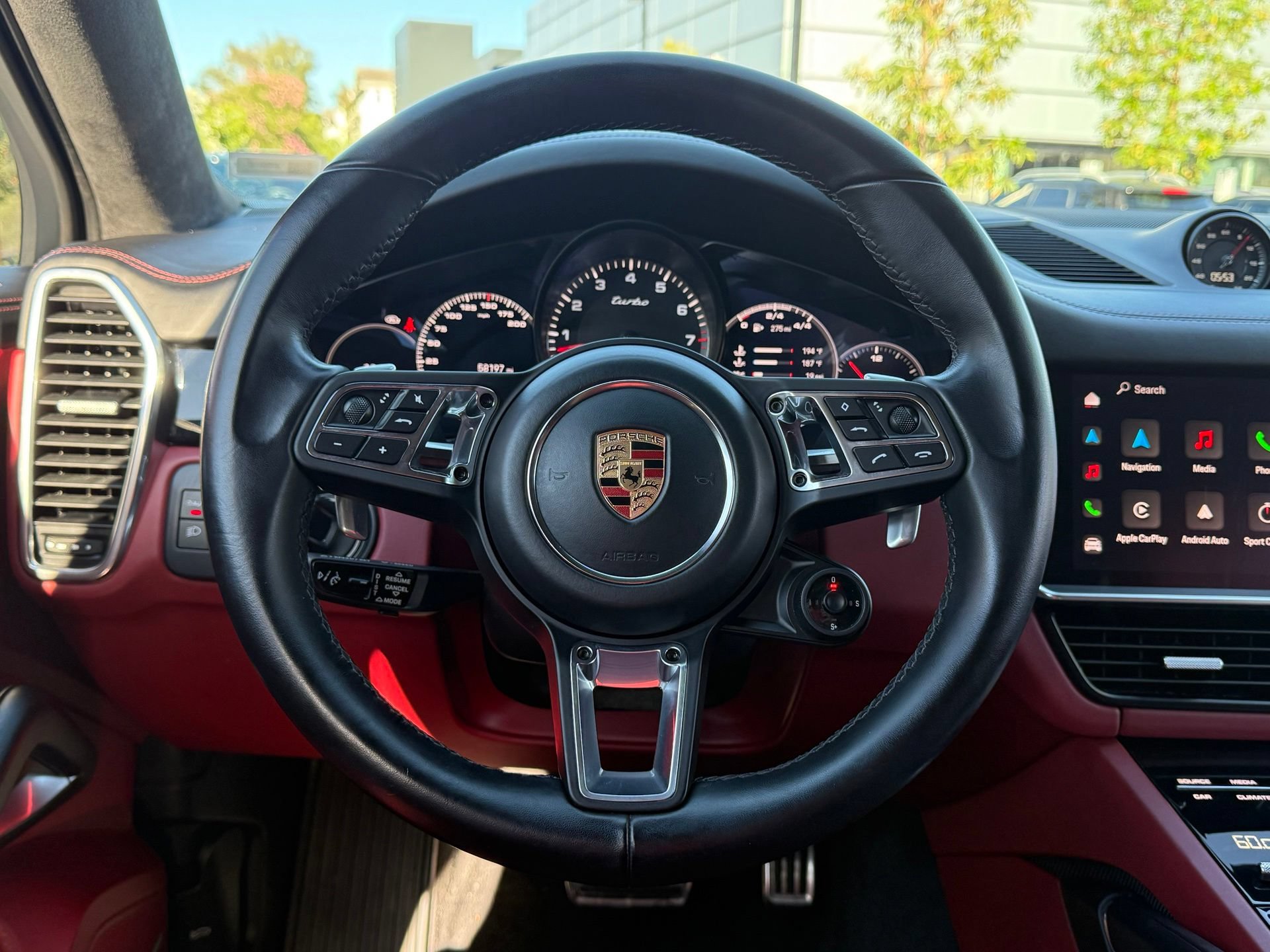 Used 2023 Porsche Cayenne Turbo AWD/4WD image 16
