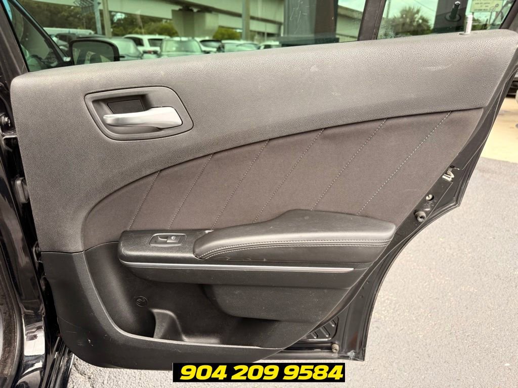 Used 2018 Dodge Charger R/T RWD image 27