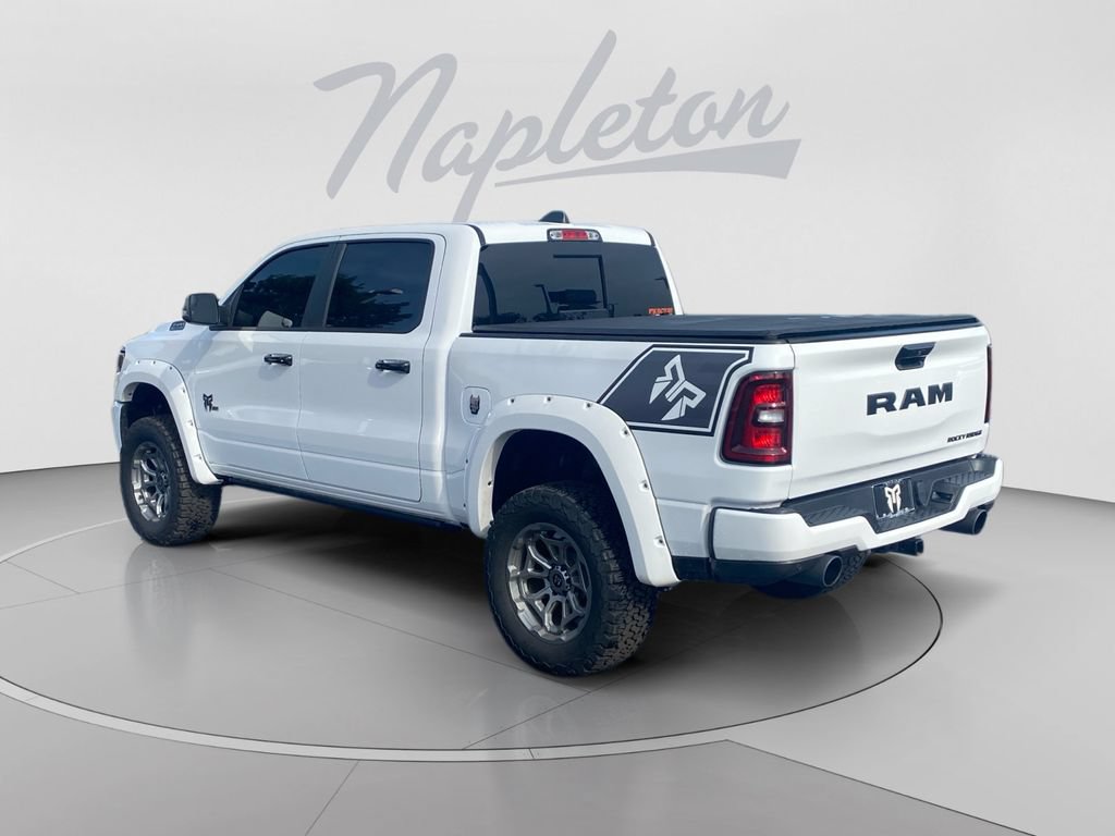 Used 2025 RAM 1500 Big Horn AWD/4WD image 3
