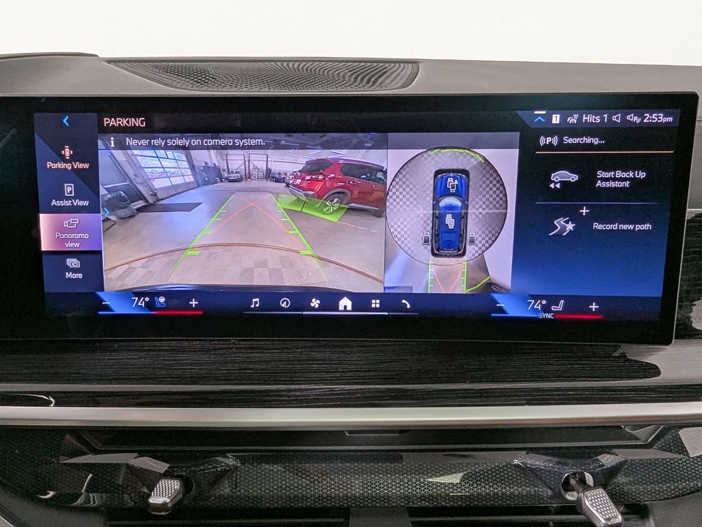 Used 2026 BMW X7 xDrive40i w/ M Sport Package AWD/4WD image 25