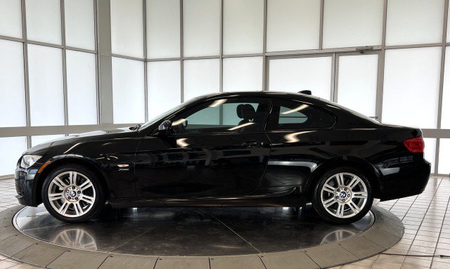 Used 2012 BMW 335i xDrive Coupe AWD/4WD image 4