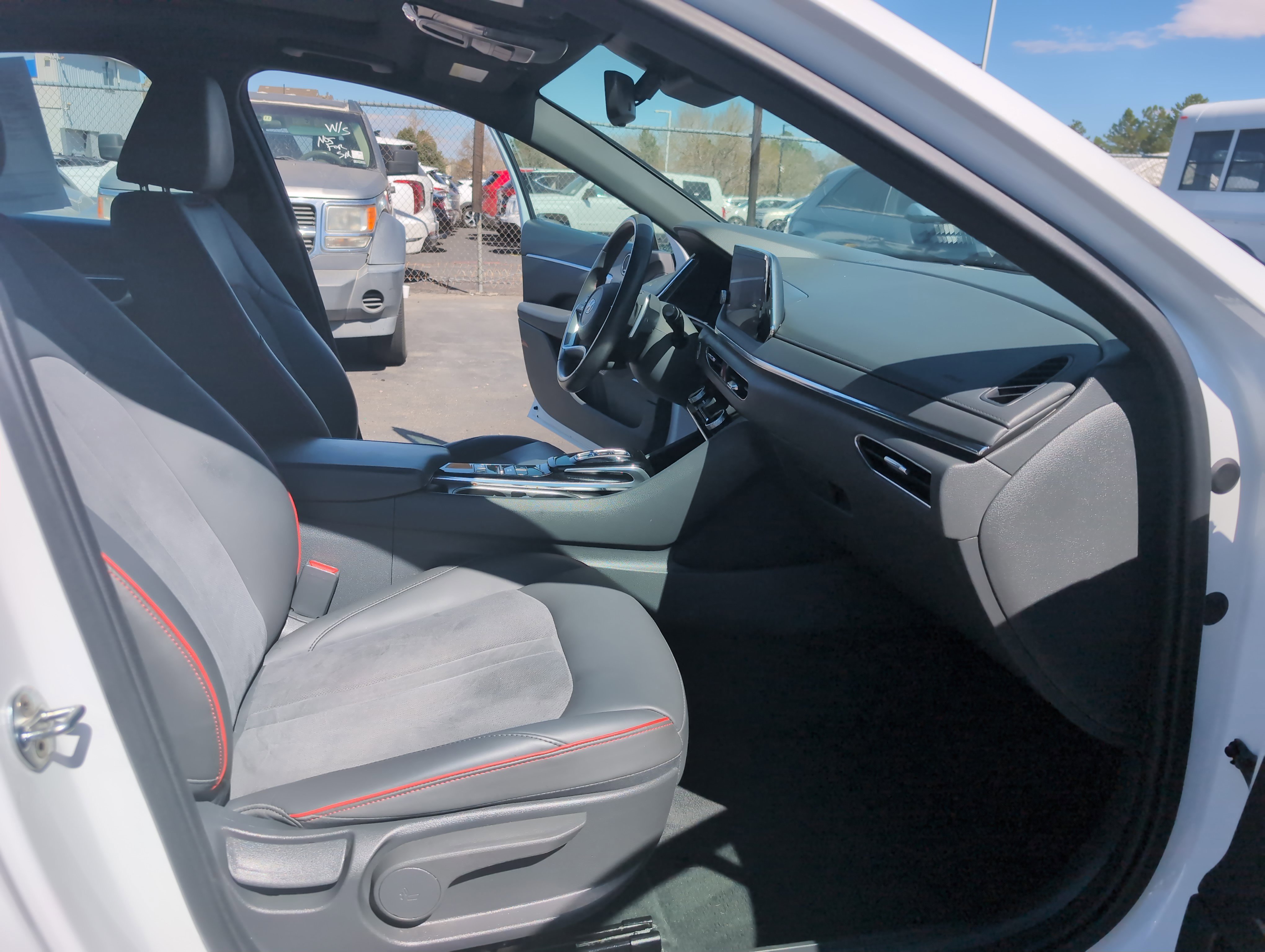 Used 2021 Hyundai Sonata SEL Plus w/ Tech Package image 28