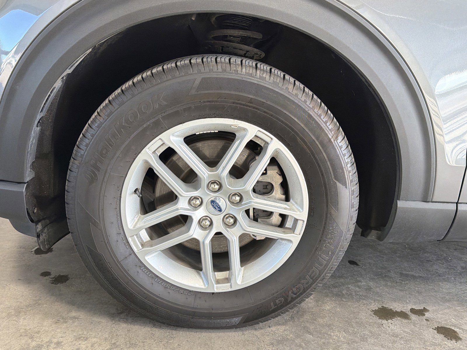 Used 2025 Ford Explorer Active image 15