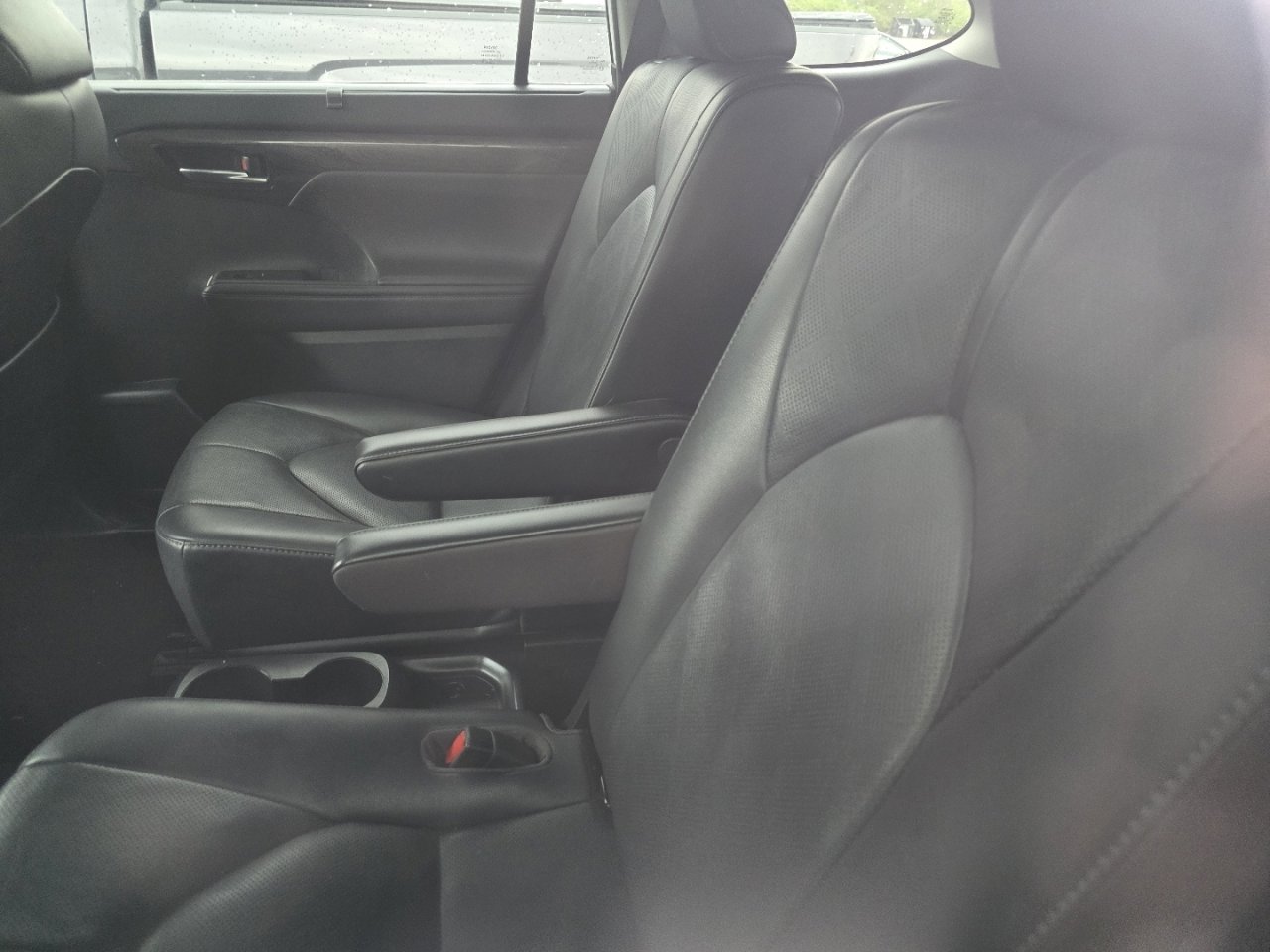 Used 2021 Toyota Highlander Platinum image 13