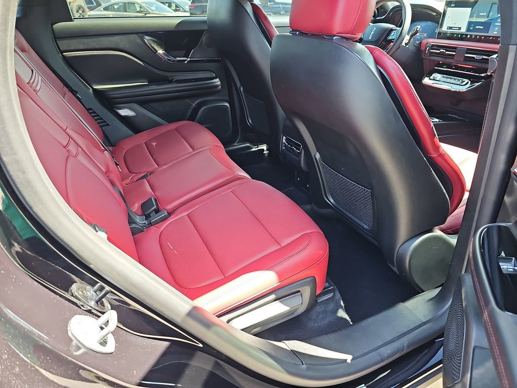 Used 2023 Lincoln Corsair Reserve w/ Jet Appearance Package image 14