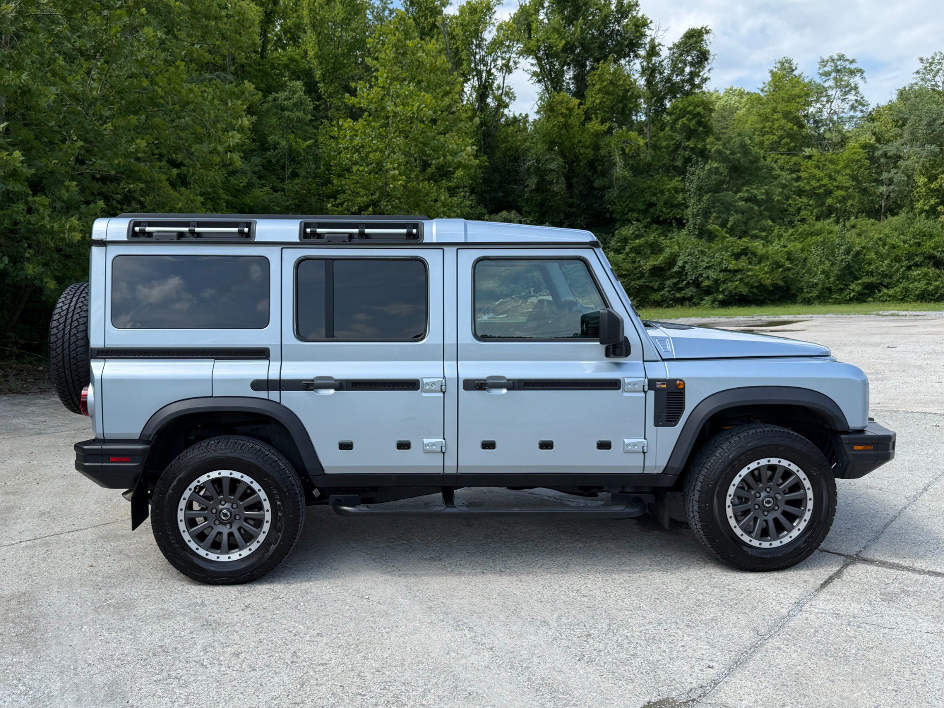 Used 2024 INEOS Grenadier Station Wagon AWD/4WD image 8