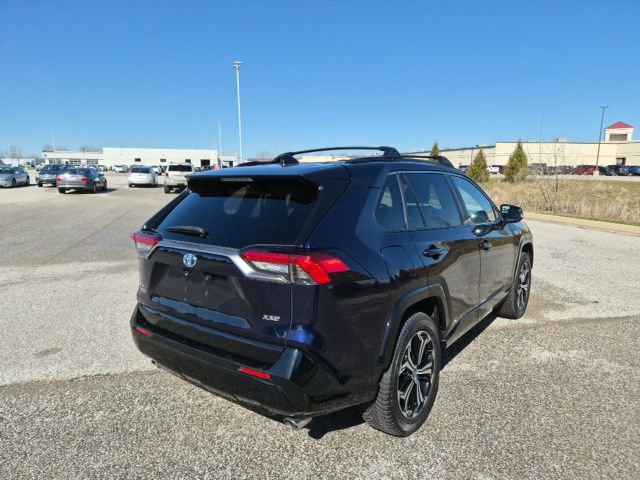 Used 2021 Toyota RAV4 XSE w/ Weather Package image 5
