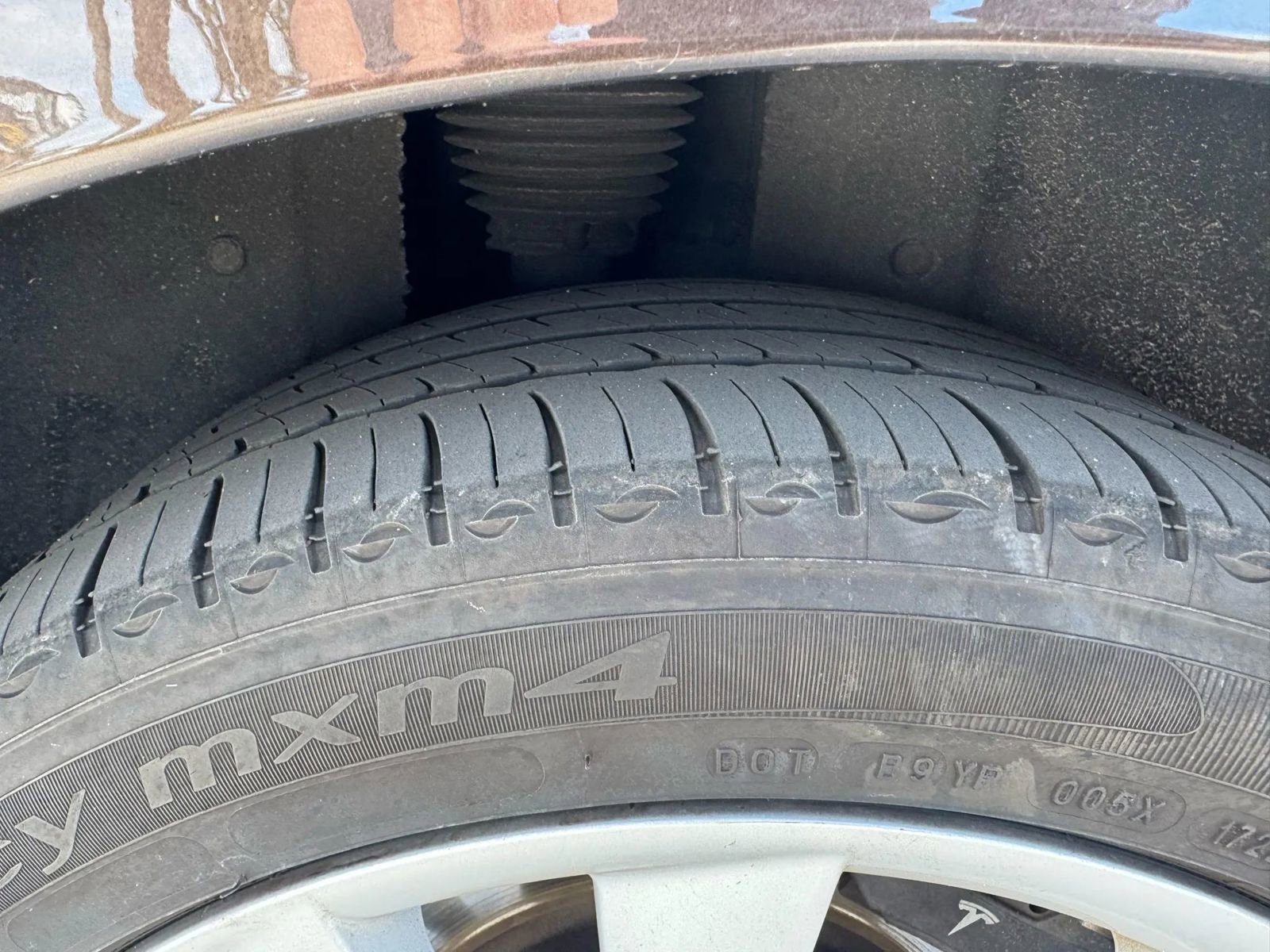 Used 2014 Tesla Model S 85 image 11