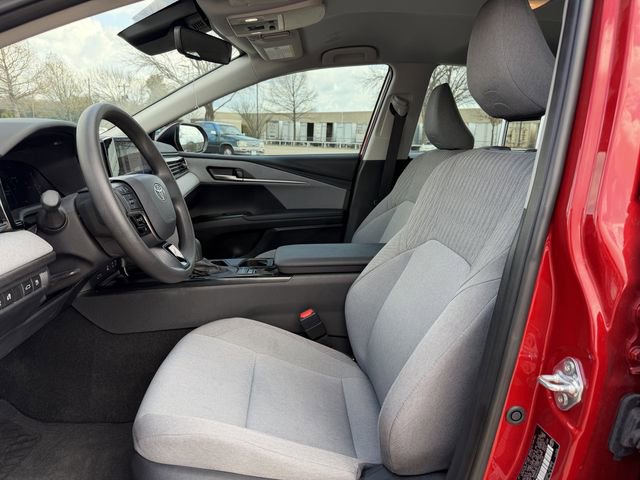 Certified 2025 Toyota Camry LE w/ Convenience Package image 24