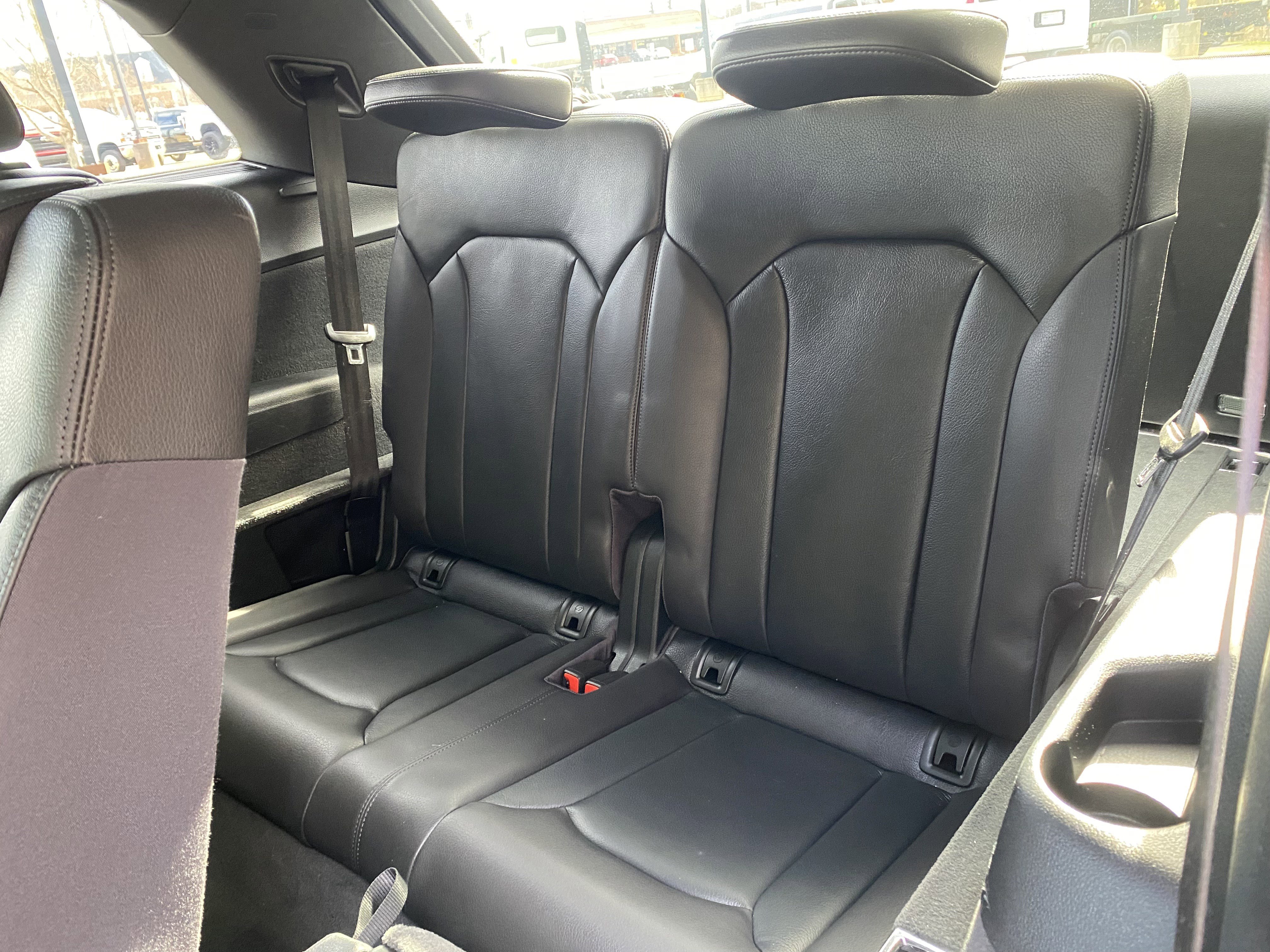 Used 2017 Audi Q7 3.0T Premium Plus w/ Premium Plus Package image 37