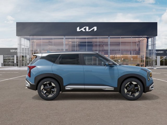 New 2027 Kia Seltos S FWD image 10