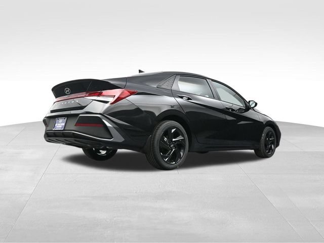 Used 2026 Hyundai Elantra Sport FWD image 36