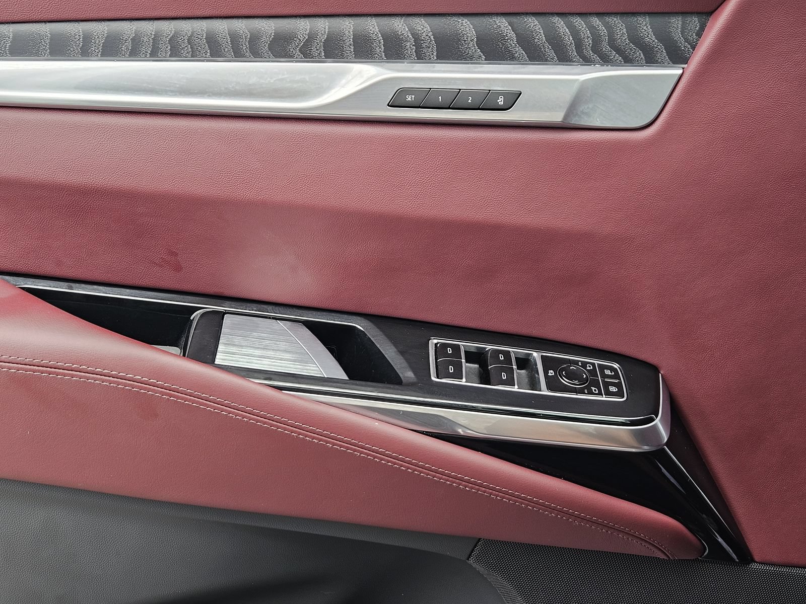 Certified 2026 Cadillac Escalade Sport AWD/4WD image 29