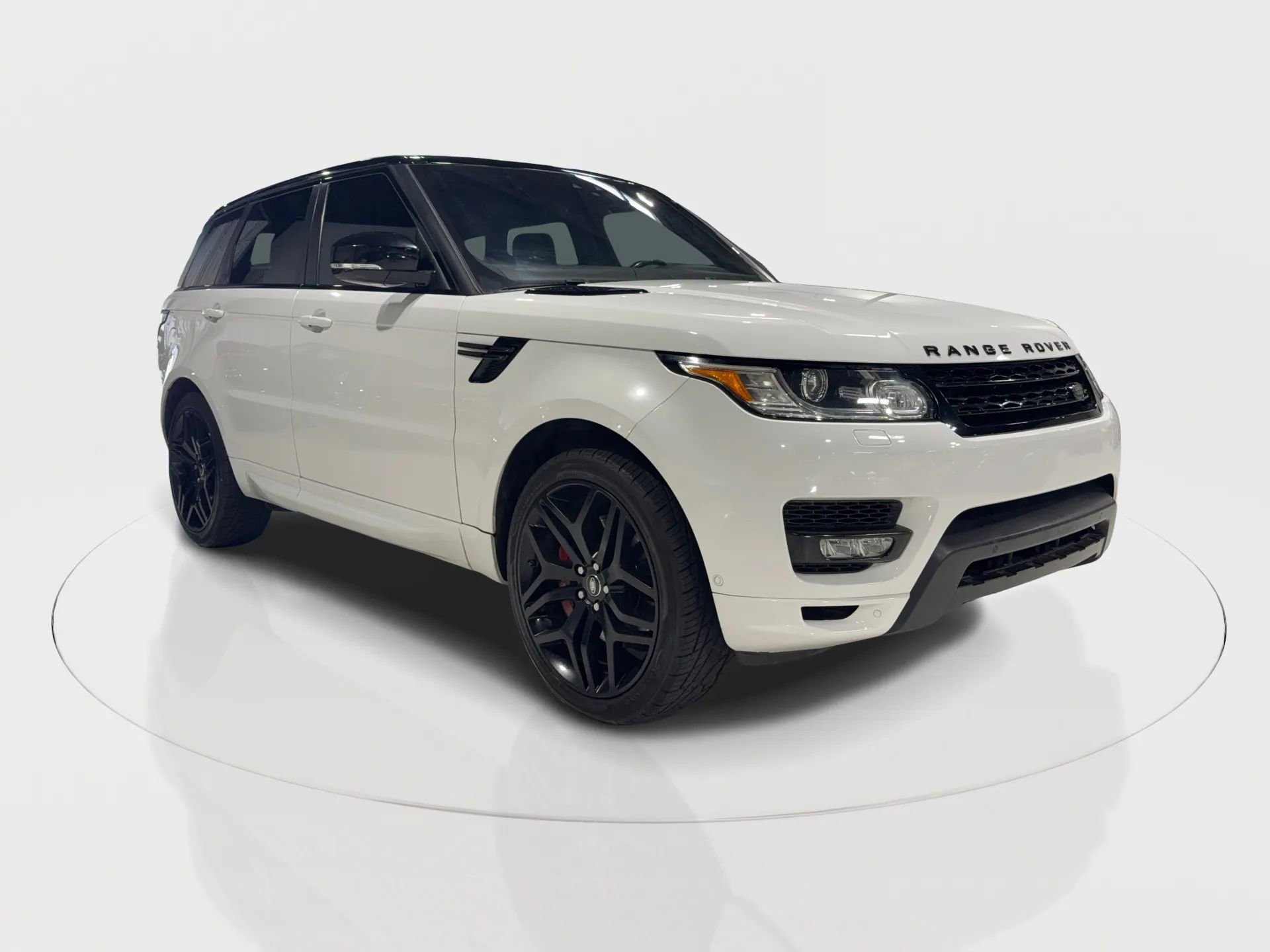 Used 2017 Land Rover Range Rover Sport HSE Dynamic image 2