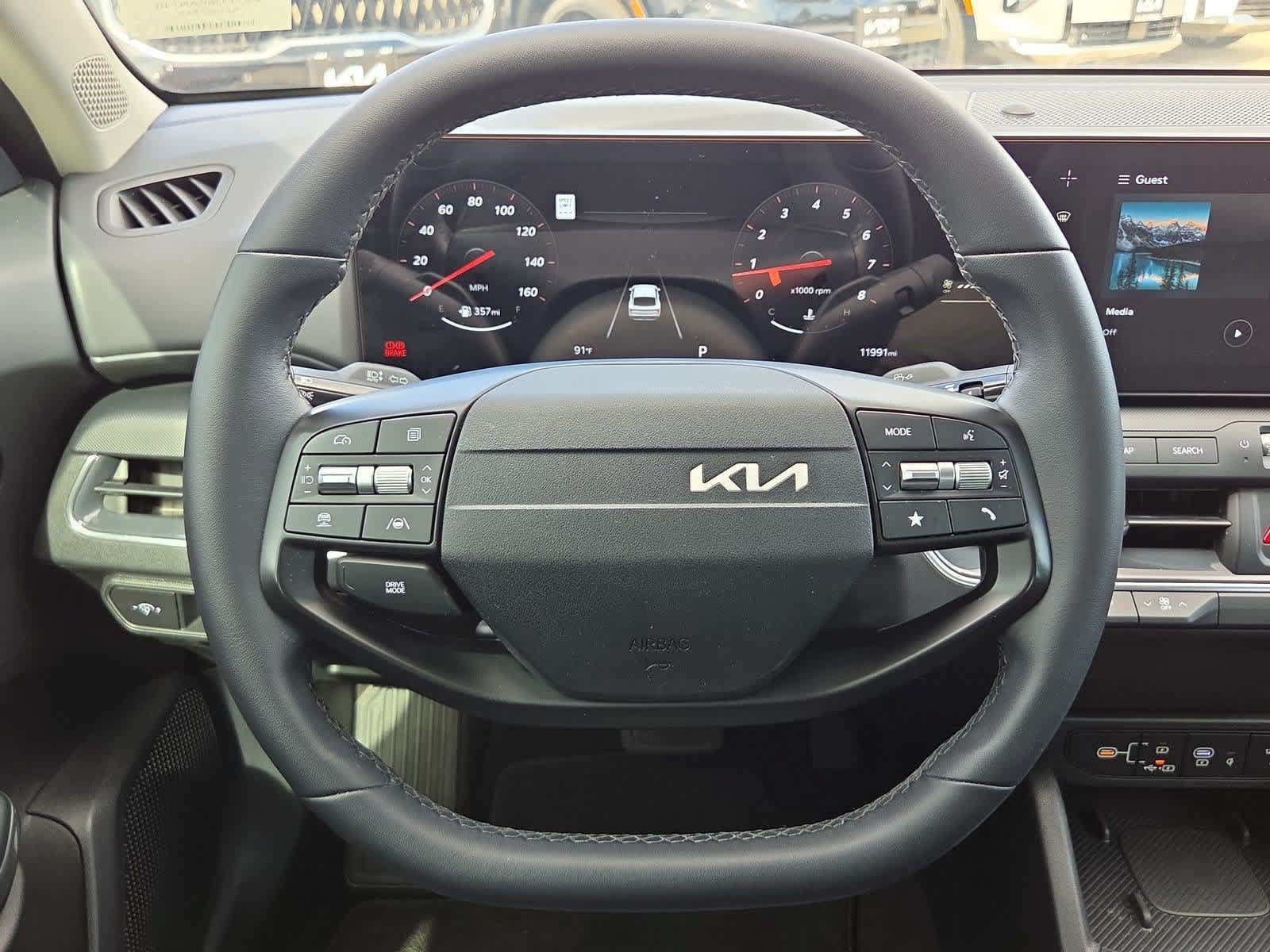 Certified 2025 Kia K4 EX FWD image 21