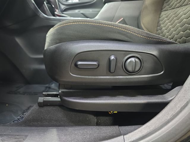 Used 2018 Chevrolet Equinox LT image 28