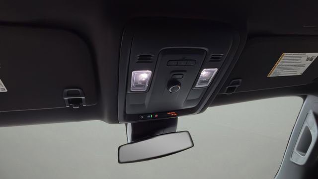 Used 2024 Chevrolet Suburban LT image 27